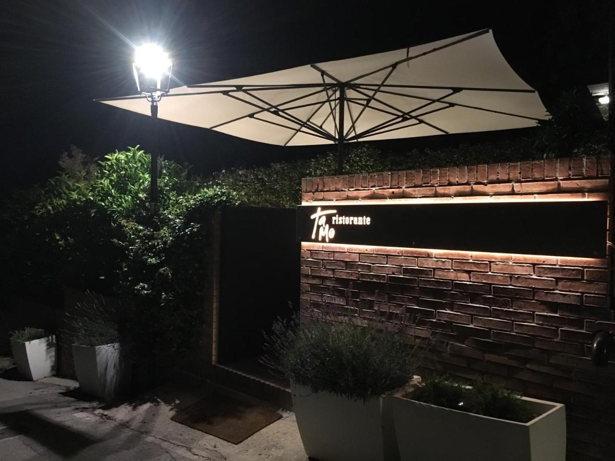 Bellavista Bike Stop Spoltore Bagian luar foto