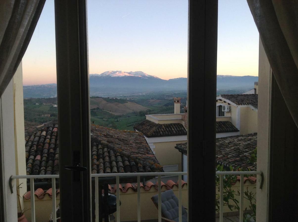 Bellavista Bike Stop Spoltore Bagian luar foto